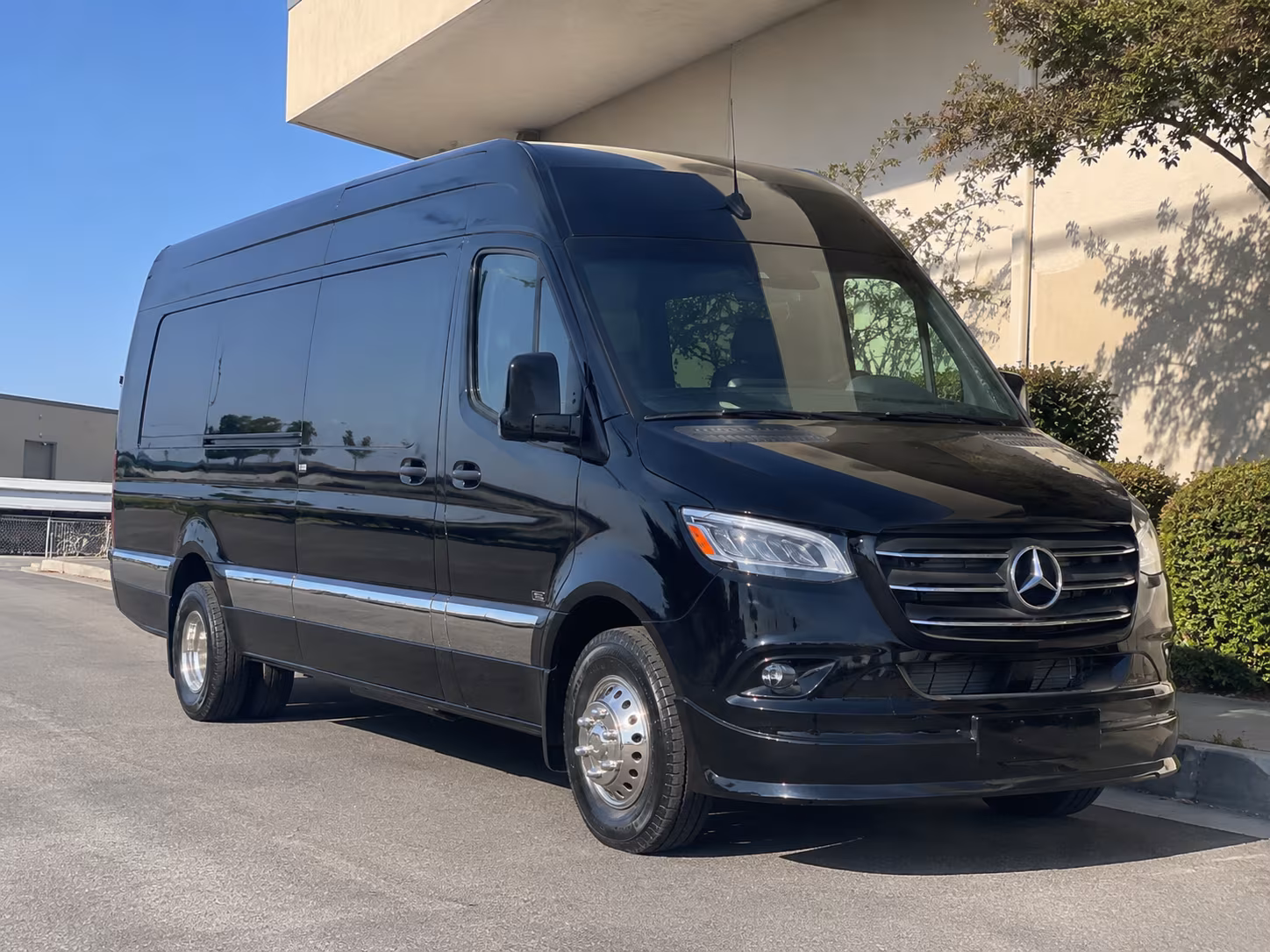 find the perfect transportation for your next sporting event 1