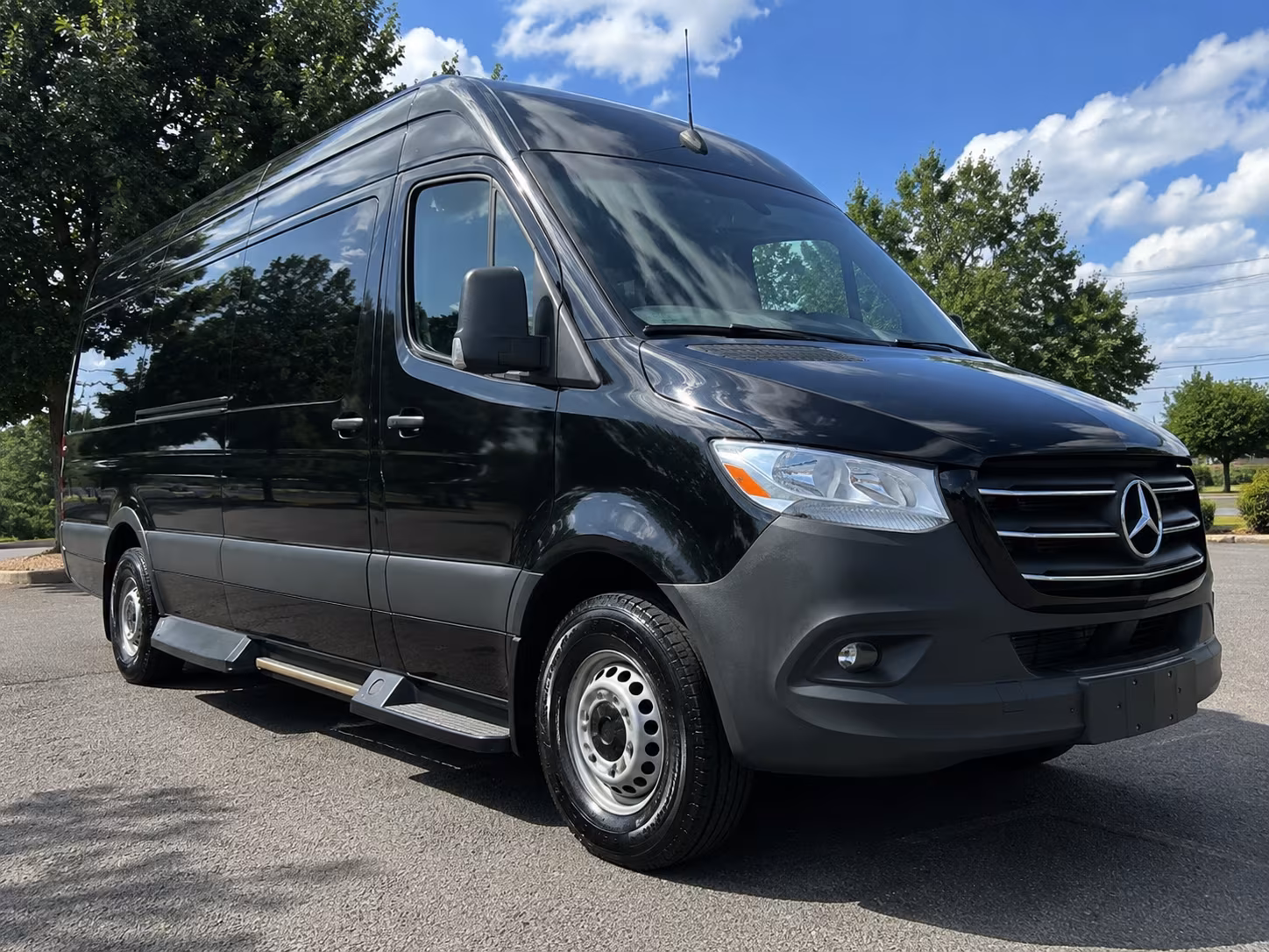 victorville 20 passenger sprinter van