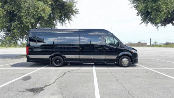 sprinter limousine victorville