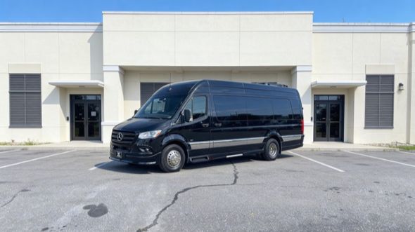 victorville 15 passenger sprinter van